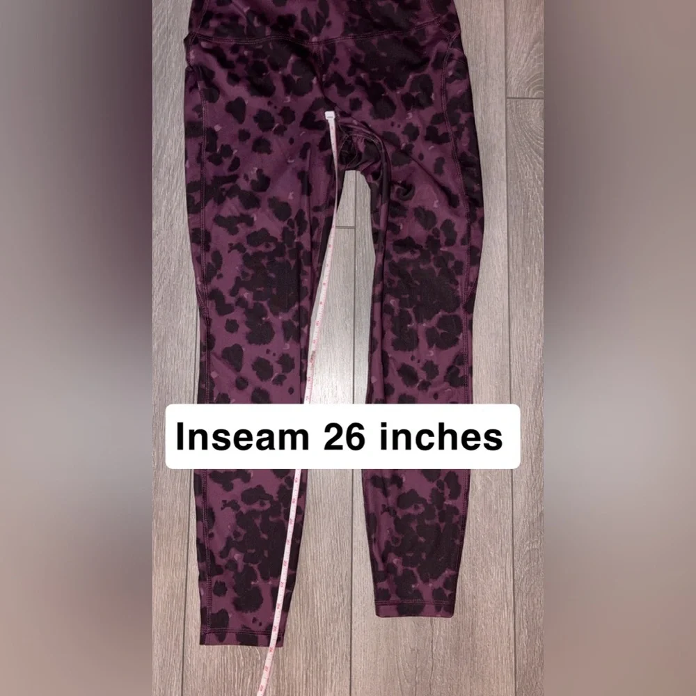 All In Motion Medium Athletic Leggings Purple & Black Animal Print Pockets EUC - Picture 4 of 7
